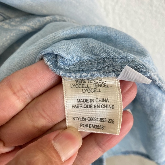 Cloth & Stone Anthropologie Light Denim Chambray Sleeveless V-Neck Dress Small - Picture 6 of 8